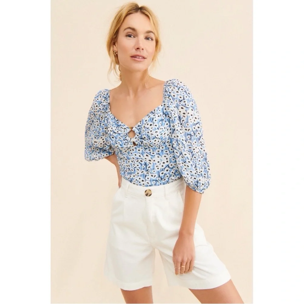 Anthropologie Hutch Cut-Out Puff Sleeve Blouse in Blue & White Floral‎